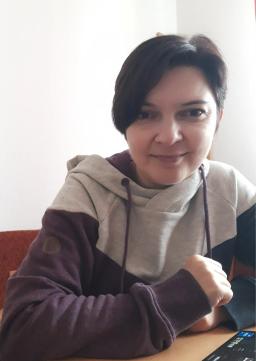 Лена Колісник